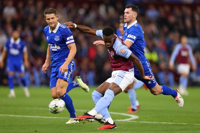 Màn đụng độ Everton vs Aston Villa