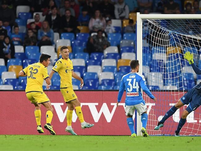 Màn đụng độ Napoli vs Hellas Verona