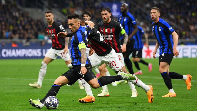 Màn đụng độ AC Milan vs Inter Milan