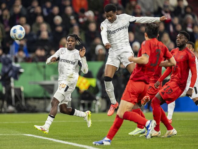 Màn đụng độ Bayer Leverkusen vs Bayern Munich