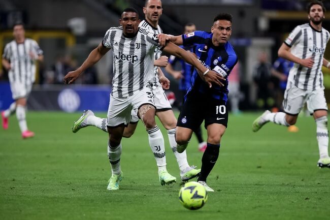 Màn đụng độ Juventus vs Inter Milan